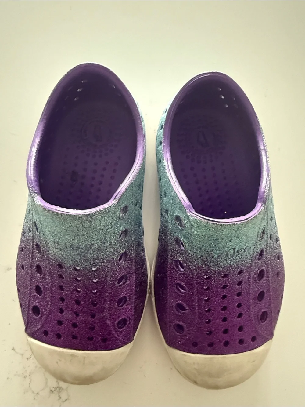 Native Kids Water Shoes in Purple & Blue Gradient
